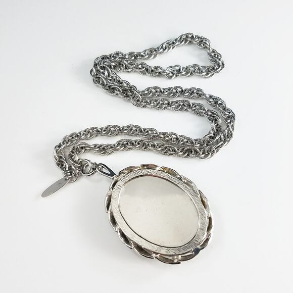 Whiting & Davis Floral Pendant Necklace, Silver Tone, Textured Glass, Vintage - Picture 9 of 10